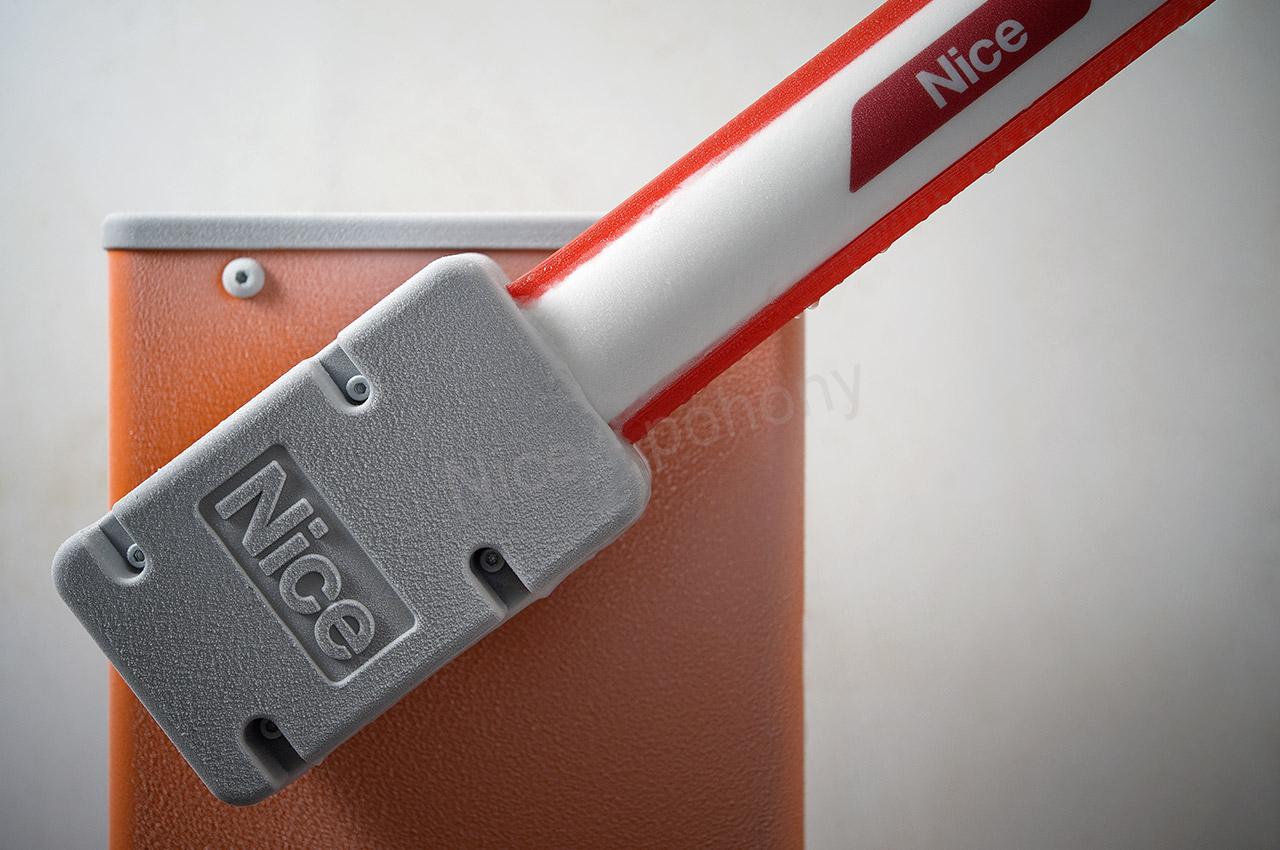 NICE WIDE-M automatická závora do 4m, 24V, do 300 cyk. /h, oranžová bez majáka a
