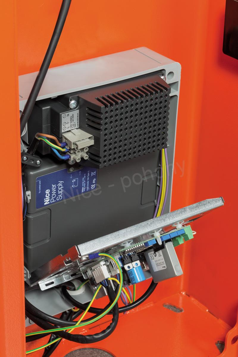 NICE WIDEL6-KIT automatická závora do 6m (24V, 300W, 140Nm) s elektronikou WIA20