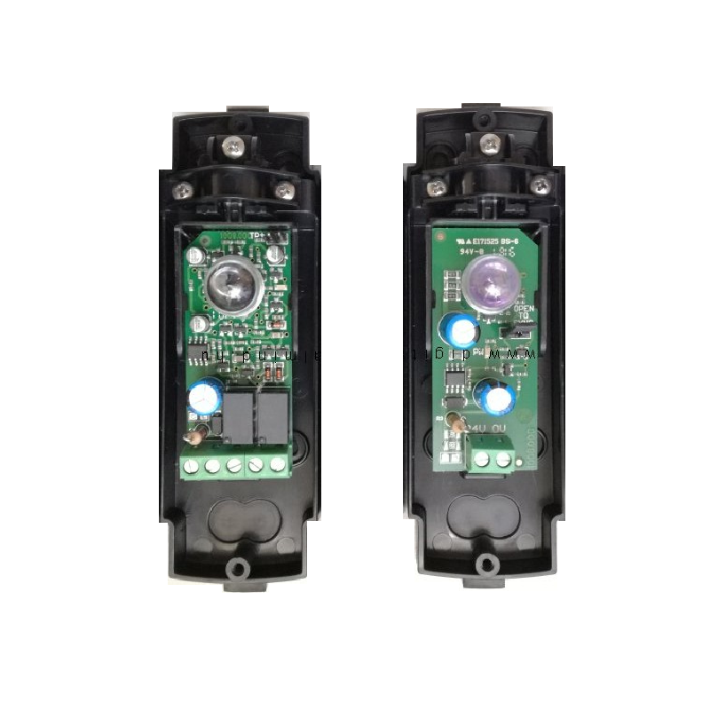 Roger M90/F2ESO Pár fotobuniek ​​nastaviteľných 210° horizontálne, 15° vertikálne. Pre klasické motory Roger.