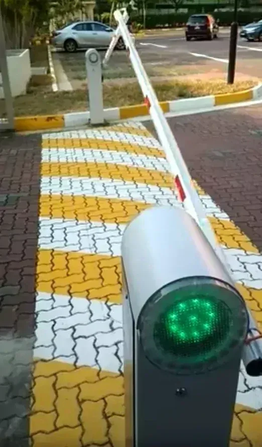 KEY BR4-24K závora do 5m