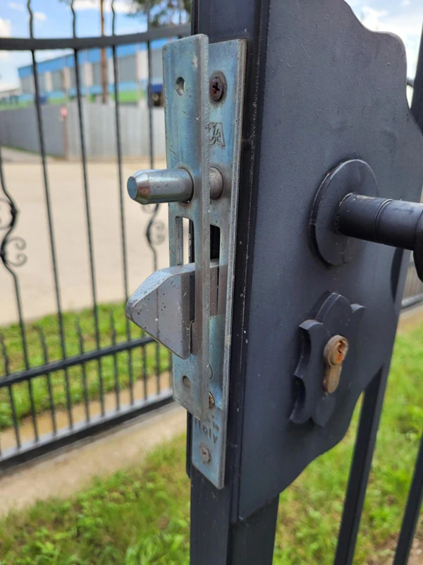 ZMH40L Lišta pre hákový zámok, pre KZK4420PB a KZK6420PB