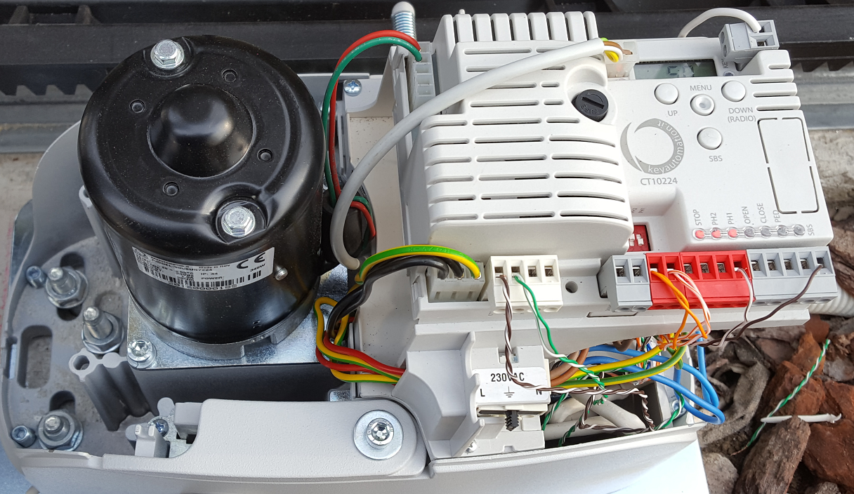 KEY SUN7324KS 1x SUN7324 (24V, 500W, 34Nm), 1x CT-10224,  2x SUB44R, 1 pár, FT-22, pre posuvnú bránu do 700kg,