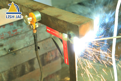 MWGC1-300 - magneticka zemniaca svorka, vypínacia, 300A, neodymový, sila: 40kg,