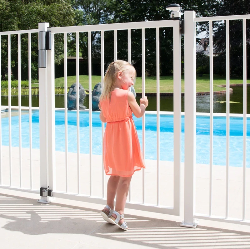 TIGER - LOCINOX® záves so zabudovaným zatváračom pre brány do 75 kg / 1.1 m, otvarateľný do 180°/ Strieborná - Čierna