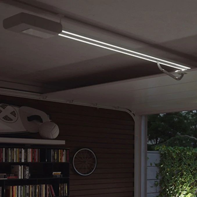 KEY HALO HA700LED pohon pre sekcionálnu bránu do 11m2/90kg s vodiacou svetelnou lištou RAL30, 2x SUB44N