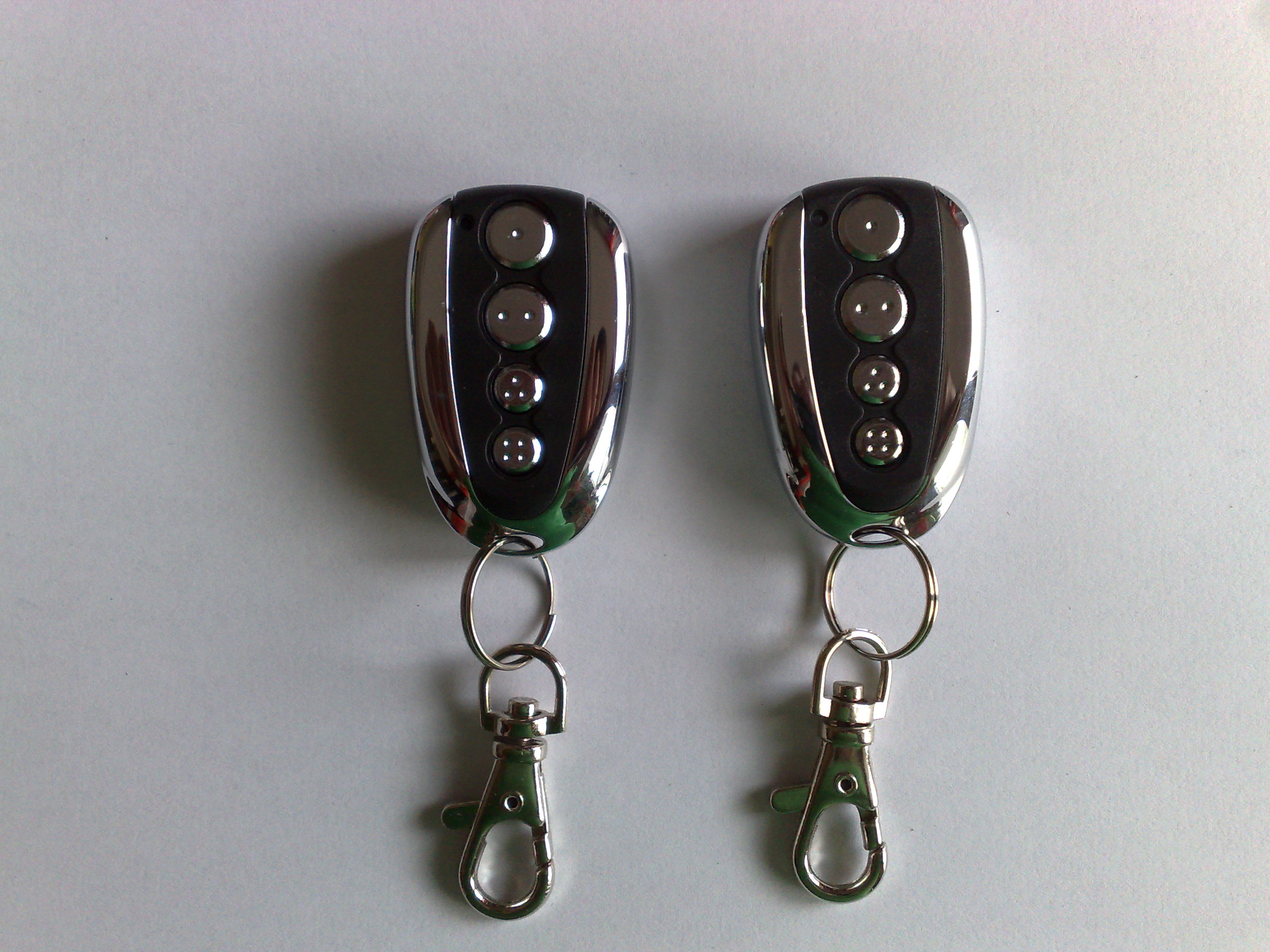 EAZY a DNT štvorkanálový vysielač 433.92 MHz